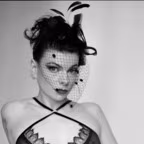 Julie Von Trash