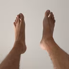 Thee South Feet